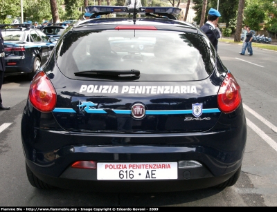 Fiat Nuova Bravo
Polizia Penitenziaria
Gruppo Sportivo Fiamme Azzurre
POLIZIA PENITENZIARIA 616 AE
Parole chiave: Fiat Nuova_Bravo PoliziaPenitenziaria616AE Festa_della_Repubblica_2009