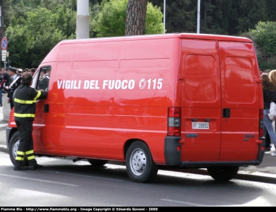 Fiat Ducato II serie
Vigili del Fuoco
Comando Provinciale di Roma
Distaccamento Aeroportuale di Fiumicino
VF 20932
Parole chiave: Fiat Ducato_IIserie VF20932 Festa_della_Repubblica_2009