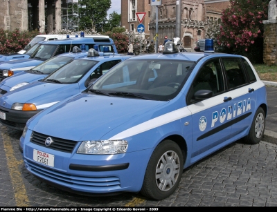 Fiat Stilo II serie
Polizia di Stato
POLIZIA F2061
Parole chiave: Fiat Stilo_IIserie PoliziaF2061 Festa_della_Repubblica_2009