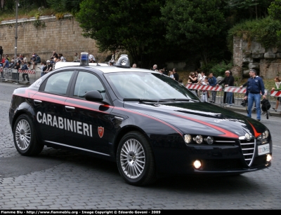 Alfa Romeo 159
Carabinieri
CC CN 555
Parole chiave: Alfa-Romeo 159 CCCN555 Festa_della_Repubblica_2009