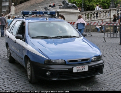 Fiat Marea Weekend I serie
Polizia di Stato
POLIZIA E0857
Parole chiave: Fiat Marea_Weekend_Iserie PoliziaE0857 Festa_della_Repubblica_2009