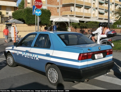 Alfa Romeo 155 II Serie
Polizia di Stato
Squadra Volante
POLIZIA B9644
Parole chiave: Alfa-Romeo 155_IIserie PoliziaB9644