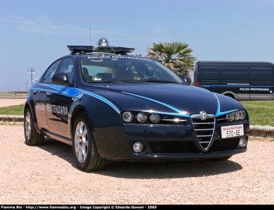 Alfa Romeo 159
Polizia Penitenziara
POLIZIA PENITENZIARIA 570 AE
Parole chiave: Alfa-Romeo 159 PoliziaPenitenziaria570AE Festa_della_Polizia_Penitenziaria_2009