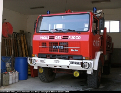 Iveco 80-17
Vigili del Fuoco
Comando Provinciale di Pescara
VF 15865
Parole chiave: Iveco 80-17 VF15865