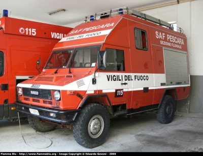 Iveco Vm90
Vigili del Fuoco
Comando Provinciale di Pescara
Nucleo Speleo Alpino Fluviale
VF 16319
Parole chiave: Iveco Vm90 VF16319