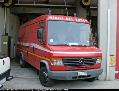 Mercedes-Benz Vario 612D
Vigili del Fuoco
Comando Provinciale di Chieti
VF 21039
Parole chiave: Mercedes-Benz Vario_612D VF21039