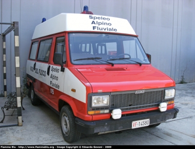 Fiat Ducato I serie
Vigili del Fuoco
Comando Provinciale di Chieti
VF 14580
Parole chiave: Fiat Ducato_Iserie VF14580