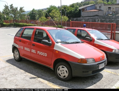 Fiat Punto I serie
Vigili del Fuoco
Comando Provinciale di Chieti
VF 19152
Parole chiave: Fiat Punto_Iserie VF19152