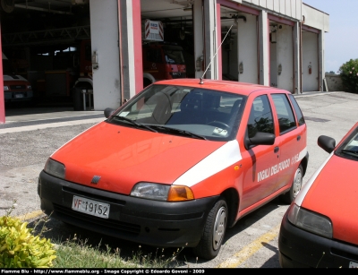 Fiat Punto I serie
Vigili del Fuoco
Comando Provinciale di Chieti
VF 19152
Parole chiave: Fiat Punto_Iserie VF19152