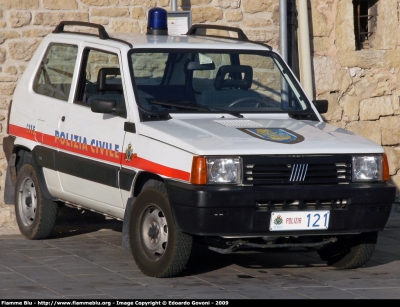 Fiat Panda 4x4 II serie
Repubblica di San Marino
Polizia Civile
POLIZIA 121
Parole chiave: Fiat Panda_4x4_IIserie RSM_Polizia_121