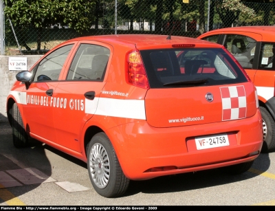 Fiat Grande Punto
Vigili del Fuoco
Servizio Antincendio Aeroportuale
VF 24758
Parole chiave: Fiat Grande_Punto VF24758