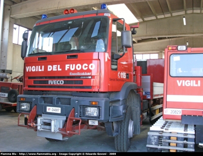 Iveco EuroTrakker 190E35 4x4
Vigili del Fuoco
Servizio Telecomunicazioni
VF 24687
Parole chiave: Iveco EuroTrakker_190E35_4x4 VF24687