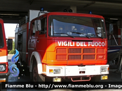 Iveco OM 160
Vigili del Fuoco
Comando Provinciale di Bologna
AutoPompaSerbatoio allestimento Baribbi
VF 11935
Parole chiave: Iveco OM 160 VF11935