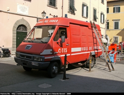 Renault B120
Vigili del Fuoco
Comando Provinciale di Pisa
VF 19180
Parole chiave: Renault B120 VF19180 Giornate_della_Protezione_Civile_Pisa_2009