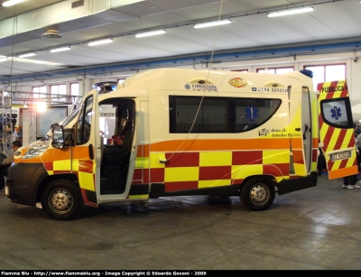 Fiat Ducato X250
Pubblica Assistenza Ravenna
Allestita Bollanti
Parole chiave: Fiat Ducato_X250 118_Ravenna Ambulanza PA_Ravenna Reas_2009