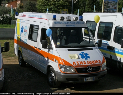 Mercedes-Benz Sprinter II serie
Misericordia Pieve a Nievole
Allestita Alessi & Becagli
Parole chiave: Mercedes-Benz Sprinter_IIserie 118_Pistoia Misericordia_Pieve_a_Nievole Ambulanza