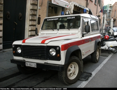 Land Rover Defender 90
Polizia Provinciale Pisa
Con la nuova livrea
Parole chiave: Land-Rover Defender_90 PP_Pisa