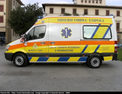 Mercedes-Benz Sprinter III serie
Misericordia Empoli
Allestita Maf
Parole chiave: Mercedes-Benz Sprinter_IIIserie 118_Empoli Ambulanza Misericordia_Empoli