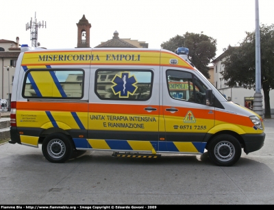 Mercedes-Benz Sprinter III serie
Misericordia Empoli
Allestita Maf
Parole chiave: Mercedes-Benz Sprinter_IIIserie 118_Empoli Ambulanza Misericordia_Empoli