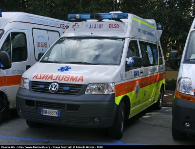 Volkswagen Transporter T5
Pubblica Assistenza Avis Borgo a Buggiano
Allestita Mariani Fratelli
Parole chiave: Volkswagen Transporter_T5 118_Pistoia Ambulanza