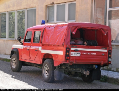 Land Rover Defender 130
Vigili del Fuoco
Distaccamento di Saline di Volterra (Pi)
VF 19270
Parole chiave: Land-Rover Defender_130 VF19270 PiRiTe2010