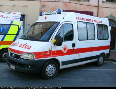 Fiat Ducato III serie
Croce Rossa Italiana
Comitato Locale di Casciana Terme
Allestita Bollanti
CRI A131A
Parole chiave: Fiat Ducato_IIIserie 118_Pisa Ambulanza CRIA131A