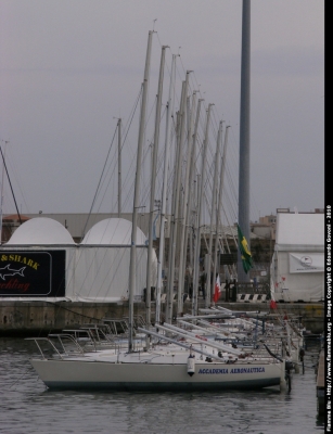 Imbarcazione a Vela
Centro Sportivo Aeronautica Militare
Circolo Velico
Parole chiave: Imbarcazione_a_vela