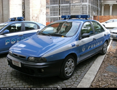 Fiat Marea I serie
Polizia di Stato
Polizia Stradale
POLIZIA E1479
Parole chiave: Fiat Marea_Iserie PoliziaE1479 Festa_della_Polizia_2010