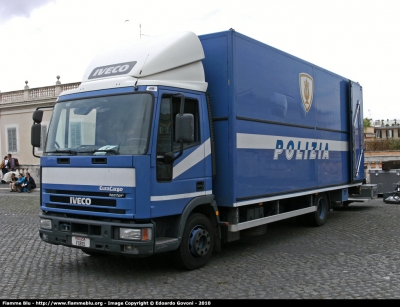 Iveco EuroCargo 100E18 I serie
Polizia di Stato
Banda Musicale
POLIZIA F0815
Parole chiave: Iveco EuroCargo_100E18_Iserie  PoliziaF0815  Festa_della_Polizia_2010