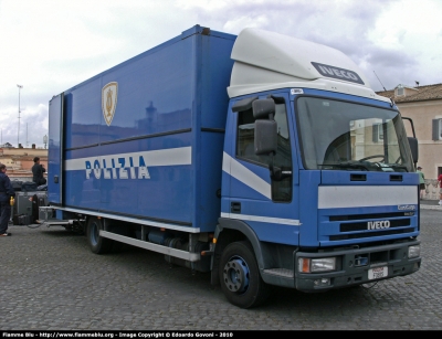 Iveco EuroCargo 100E18 I serie
Polizia di Stato
Banda Musicale
POLIZIA F0815
Parole chiave: Iveco EuroCargo_100E18_Iserie  PoliziaF0815  Festa_della_Polizia_2010