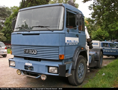 Iveco 190-35
Polizia di Stato
C.N.E.S.
POLIZIA 61781
Parole chiave: Iveco 190-35 Polizia61781 Festa_della_Polizia_2010