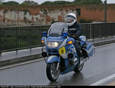 Bmw r850rt II serie
Polizia di Stato
Polizia Stradale
in scorta al Giro d'Italia 2010
Parole chiave: Bmw r850rt_IIserie Polizia