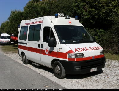 Fiat Ducato II serie
Croce Rossa Italiana
Delegazione del Litorale Pisano
Allestita Bollanti
CRI 15720
Parole chiave: Fiat Ducato_IIserie CRI15720 Ambulanza 118_Pisa