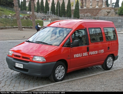 Fiat Scudo I serie
Vigili del Fuoco
VF 21743
Parole chiave: Fiat Scudo_Iserie VF21743 Festa_della_Repubblica_2010