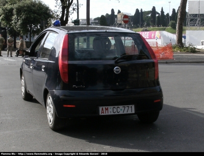 Fiat Punto III serie
Carabinieri
Polizia Militare presso l'Aereonautica Militare
AM CC 771
Parole chiave: Fiat Punto_IIIserie AMCC771 Festa_della_Repubblica_2010