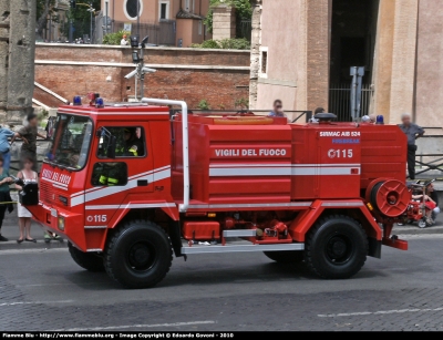 Sirmac 524D 4x4 Firebreak
Vigili del Fuoco
Comando Provinciale di Roma
Allestimento Rampini
VF 16250
Parole chiave: Sirmac 524D_4x4_Firebreak VF16250 Festa_Della_Repubblica_2010