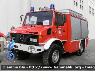 Mercedes-Benz Unimog 1550 L
Vigili del Fuoco
Unione Distrettuale Valle Isarco
Corpo Volontario di S. Pietro - Laion (BZ)
Freiwillige Feuerwehr St. Peter - Lajen 
VF 0JY BZ
Parole chiave: Mercedes-Benz Unimog_1550_L Reas_2010 VF0JYBZ