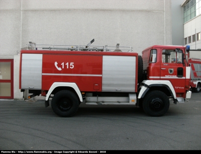 Magirus Deutz 130D7FA
Vigili del Fuoco
Corpo volontario di Parcines - Partschins (BZ)
VF 1HH BZ
Parole chiave: Magirus-Deutz 130D7FA VF1HHBZ Reas_2010