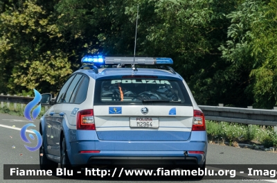 Skoda Octavia V serie
Polizia di Stato
Polizia Stradale in servizio sulla rete autostradale SALT
POLIZIA M2964
Parole chiave: Skoda Octavia_Vserie POLIZIAM2964