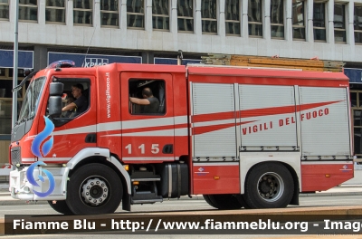 Volvo FL 290 IV serie
Vigili del Fuoco
Comando Provinciale di Milano
Distaccamento Cittadino "Benedetto Marcello"
AutoPompaSerbatoio
Allestimento BAI
VF 27276
Parole chiave: Volvo FL_290_IVserie VF27276