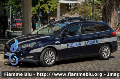 Ford Focus Stylewagon IV serie
Polizia Locale Jesolo (VE)
Allestita Ciabilli
POLIZIA LOCALE YA 450 AM
Parole chiave: Ford Focus_Stylewagon_IVserie POLIZIALOCALEYA450AM