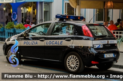 Fiat Punto VI serie
Polizia Locale Jesolo (VE)
POLIZIA LOCALE YA 713 AL
Parole chiave: Fiat Punto_VIserie POLIZIALOCALEYA713AL