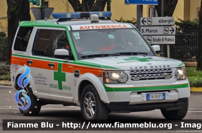 Land-Rover Discovery 4
Pubblica Assistenza Croce Verde Reggio Emilia
Allestita Aricar
"Victor 5"
Parole chiave: Land-Rover Discovery_4