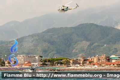 Agusta Bell AB412
Guardia di Finanza
Reparto Operativo AereoNavale
Sezione Aerea di Pisa
Volpe 215
*Dismesso*
Parole chiave: Agusta Bell AB412