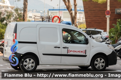 Renault Kangoo IV serie
Principatu de Múnegu - Principauté de Monaco - Principato di Monaco
Police
Parole chiave: Renault Kangoo_IVserie