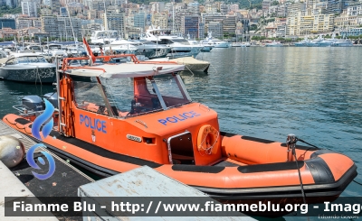 Gommone
Principatu de Múnegu - Principauté de Monaco - Principato di Monaco
Police 
Libecciu
