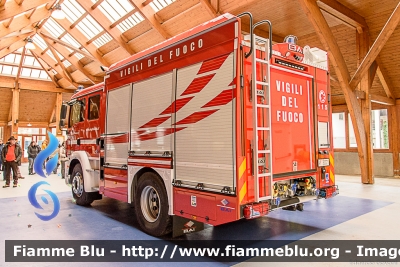 Man TGM 15.250 II serie
Vigili del Fuoco
Comando Provinciale di Verbano Cusio Ossola
Distaccamento Volontario di Santa Maria Maggiore
AutoPompaSerbatoio allestimento Bai
VF 30021
Parole chiave: Man TGM_15.250_IIserie VF30021 Santa_Barbara_2019