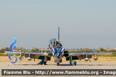 Aermacchi MB339PAN
Aeronautica Militare Italiana
313° Gruppo Addestramento Acrobatico
Stagione esibizioni 2021
Festa della Repubblica
Parole chiave: Aermacchi MB339PAN