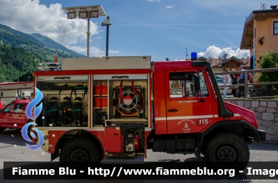 Mercedes-Benz Unimog U100L
Vigili del Fuoco
Distretto della Val Di Sole
Corpo Volontario di Pellizzano (TN)
allestimento Fulmix
VF F36 TN
Parole chiave: Mercedes-Benz Unimog U100L VFF36TN