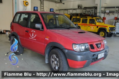 Nissan Terrano II serie restyle
Vigili del Fuoco
Unione Distrettuale della Vallagarina (TN)
Ospitato presso Mori
VF Z37 TN
Parole chiave: Nissan Terrano_IIserie_restyle VFZ37TN